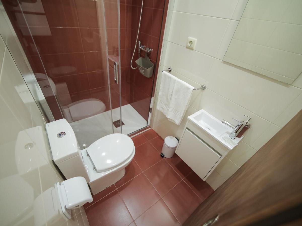 Oporto Guest Isac Garden W/ Parking Apartment Вила Нова ди Гая Екстериор снимка