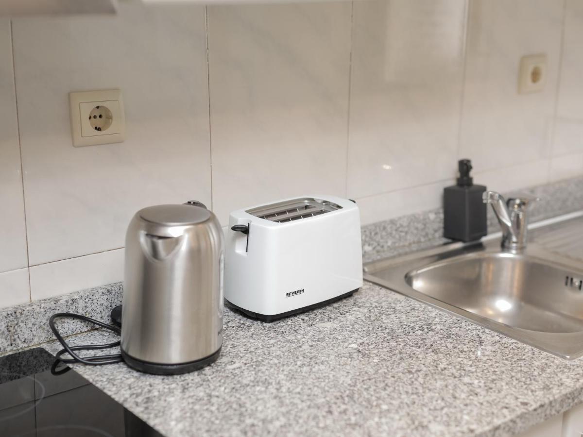 Oporto Guest Isac Garden W/ Parking Apartment Вила Нова ди Гая Екстериор снимка