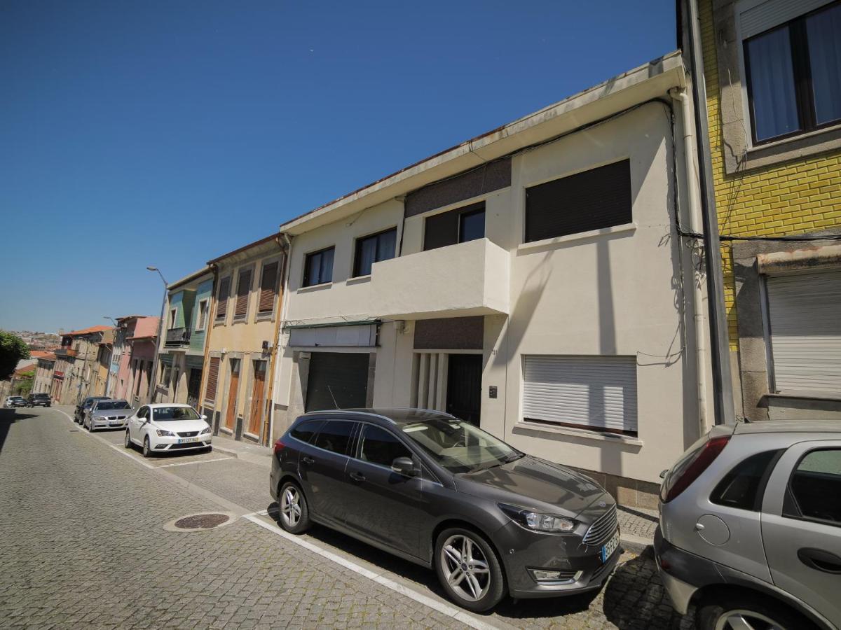 Oporto Guest Isac Garden W/ Parking Apartment Вила Нова ди Гая Екстериор снимка